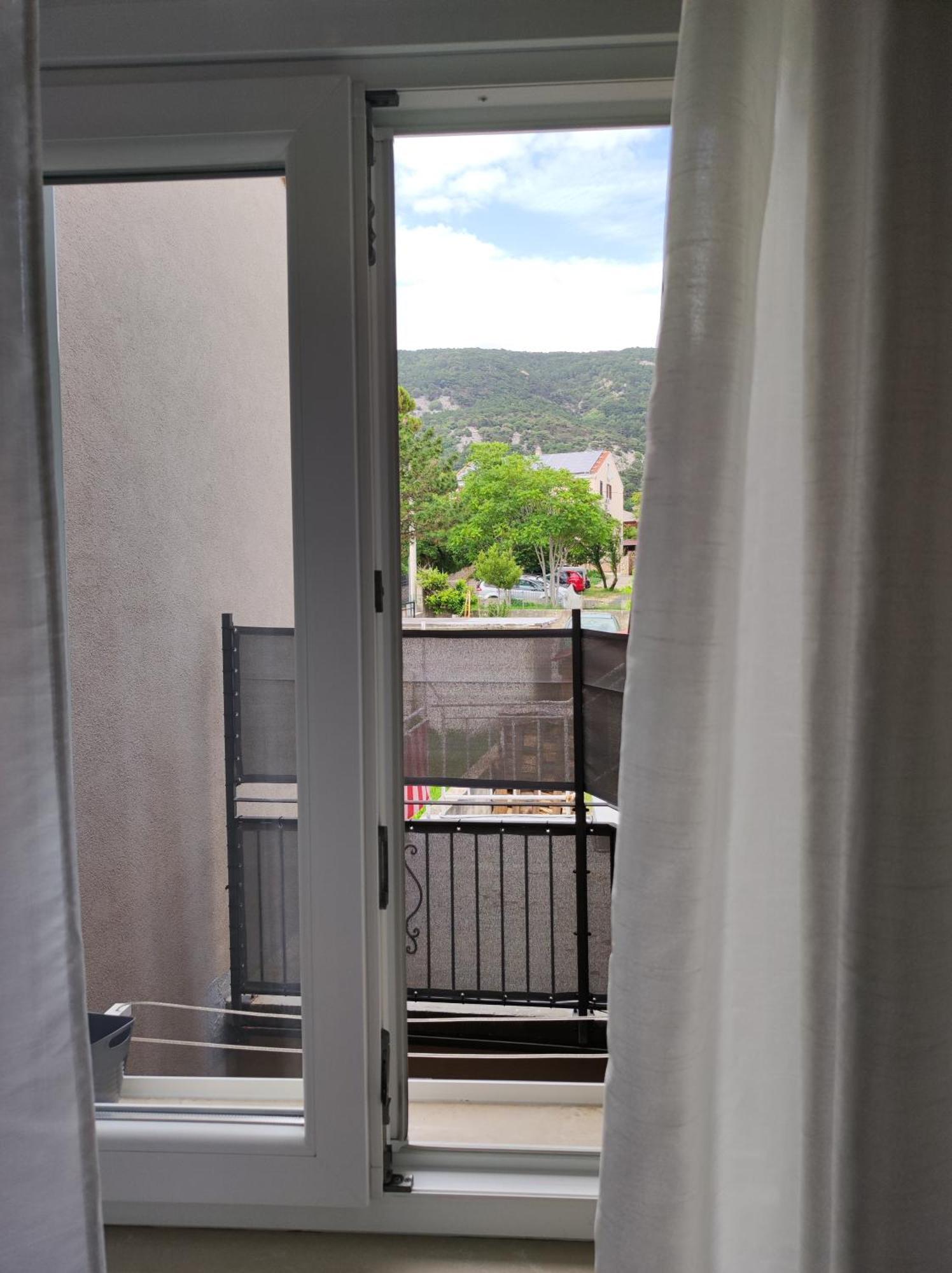 Apartments Krstulja Baska  Room photo