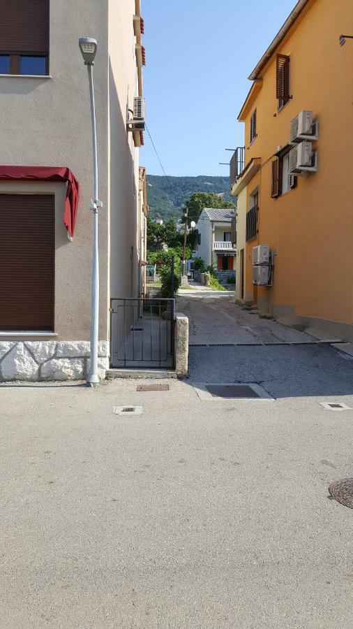 Apartments Krstulja Baska  Exterior photo